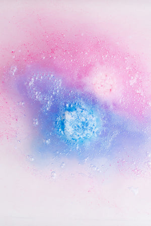 These pleasant smelling Bitty Bitty bath bombs are perfect for a relaxing foot bath after a long day.  Try a couple in a large tub for a relaxing bath.  15 mg CBD each mini bomb 